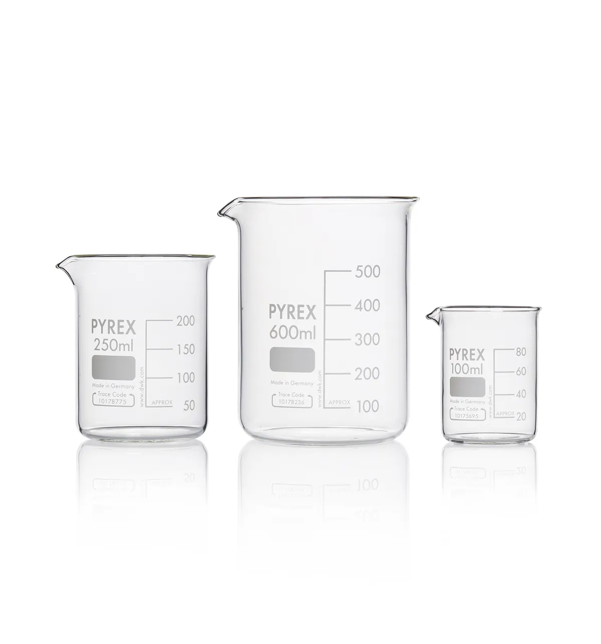 DWK PYREX®烧杯，低形，格里芬，带槽口