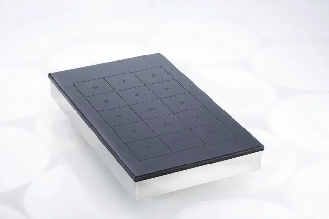 Sigma-Aldrich 2mag stirring Hotplate 6 with external heatMIXcontrol control unit,AC/DC输入100 / 240 V AC,Schuko插头