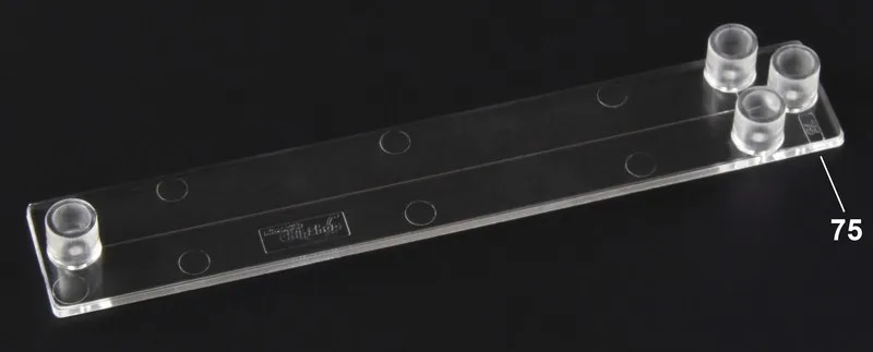 Sigma-Aldrich Cross-shaped channel chip - 75 μm channel，Fluoride 106，环烯烃共聚物（COP），带鲁尔接口
