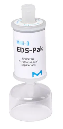 默克密理博Milli-Q EDS-Pak® 精制器，在Milli-Q® IQ/EQ 7系列系统的分配点生产无内分泌干扰物的水。