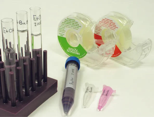 Sigma-Aldrich Write protect tape,透明,长×宽1.6 in. × 0.63 in.,穿孔以适合0.5 mL和1.5 mL试管